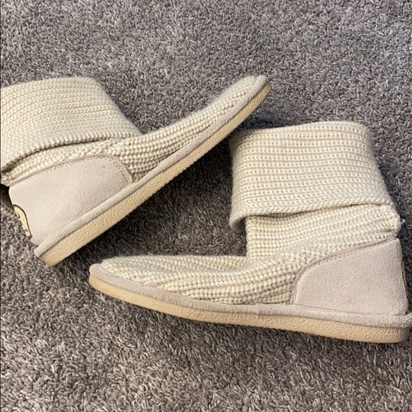 Bear paw knit slip on boots - Picture 5 of 7